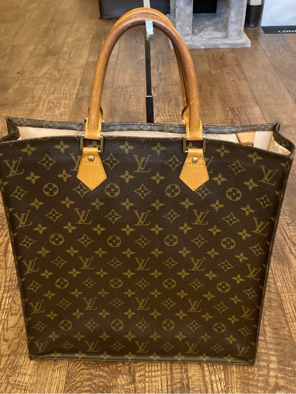 Louis Vuitton Vintage Brown Monogram Sac Plat Tote Bag - Picture 16 of 16